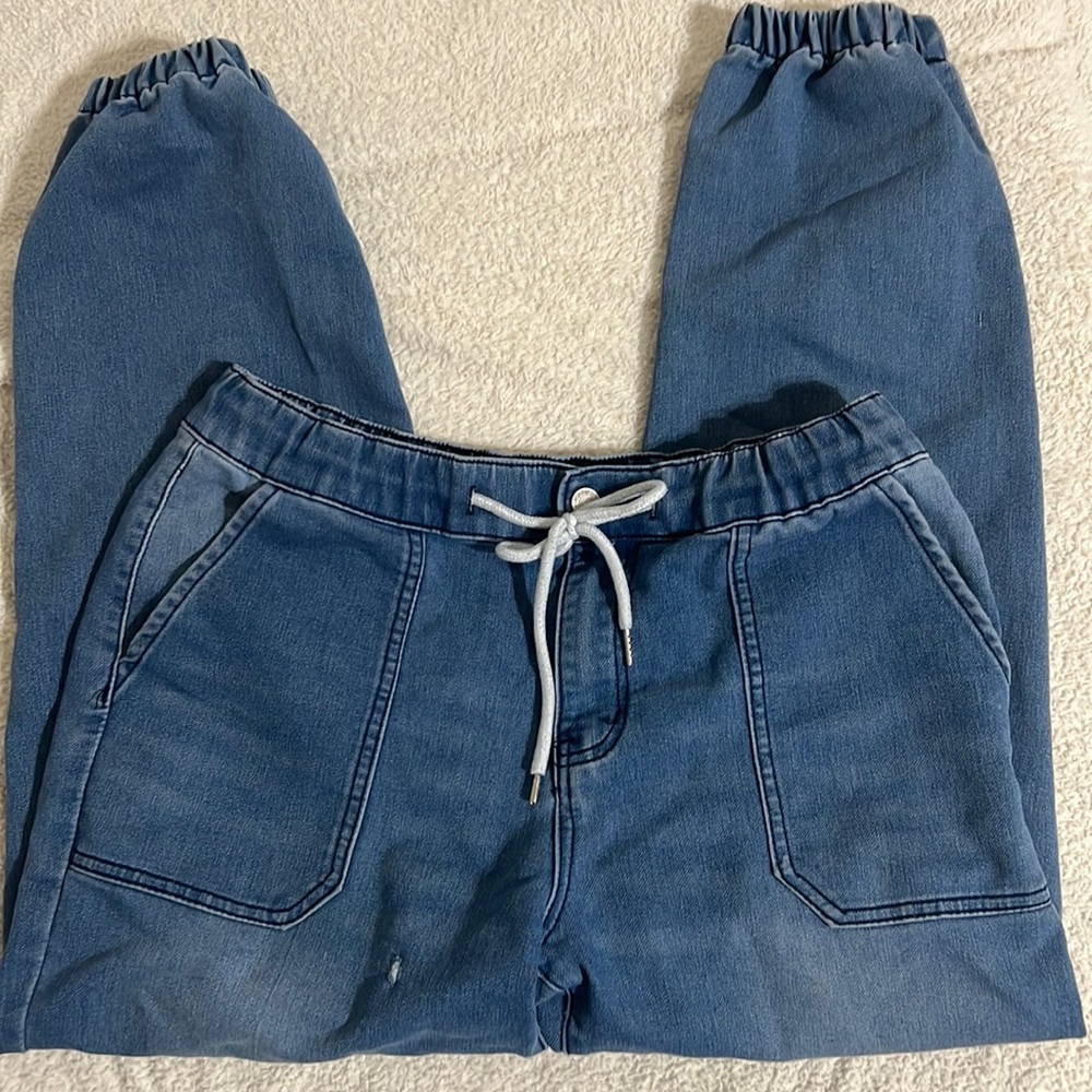 Forever 21 blue jeans